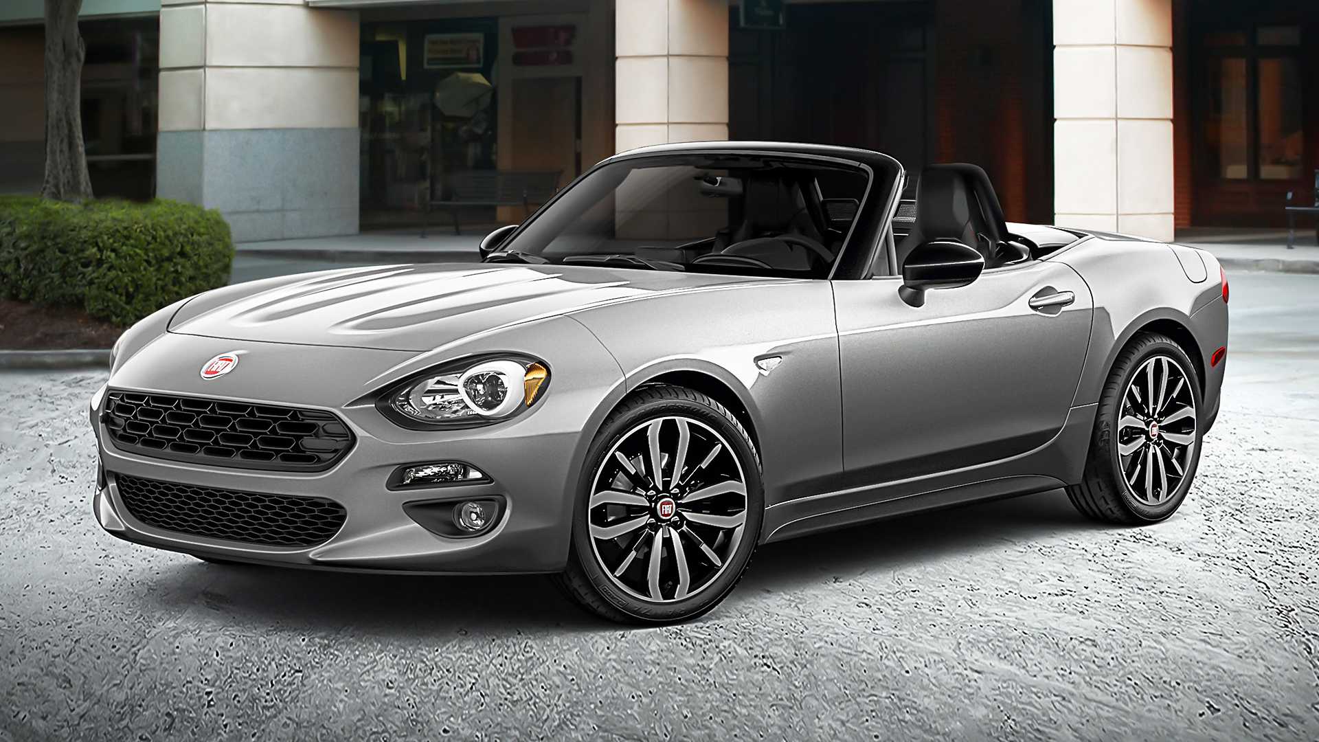 Hafif makyajlanan 2019 Fiat 124 Spider Urbana Edition tanıtıldı