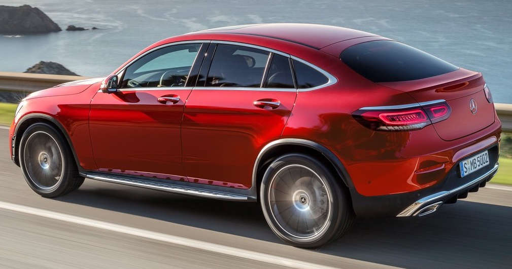 Mercedes GLC Coupe yan ve arka görünümü