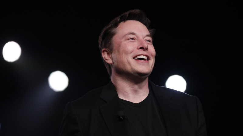 Tesla elektrikle çalışan sessiz yaprak üfleme makinesi üretecek!