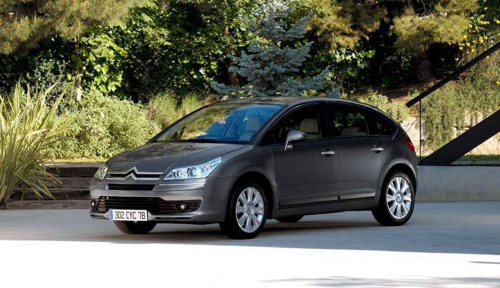 Citroen C4’ün Amortisörlerini Değiştirmemi Önerir misiniz? 2006 Citroen C4 görünüm