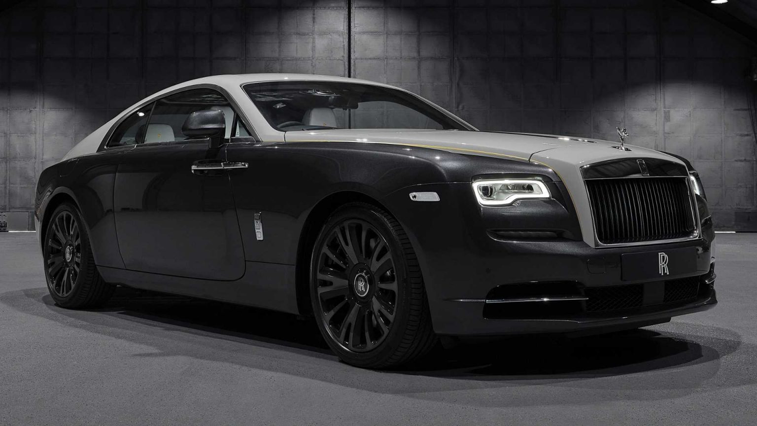 El yapımı yeni Rolls Royce modelinden sadece 50 adet satılacak
