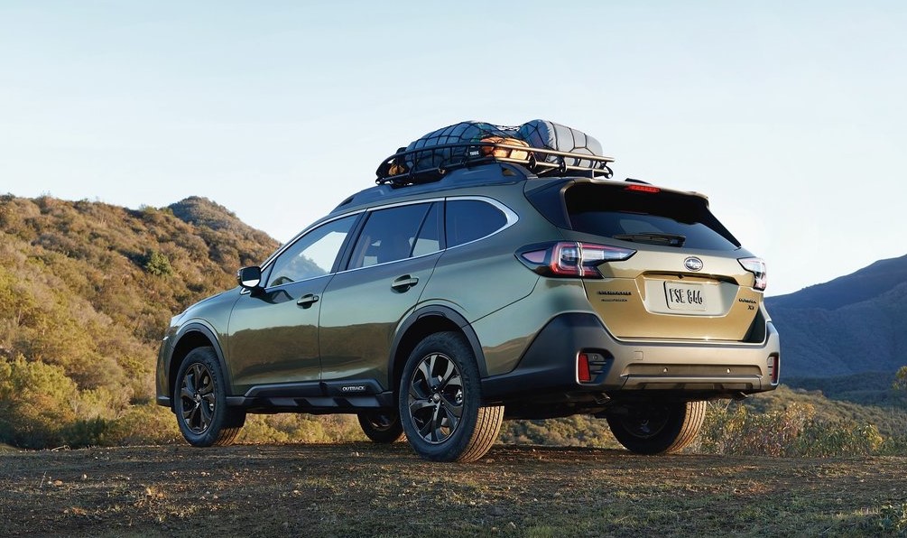 2020 Subaru Outback arka görünüm