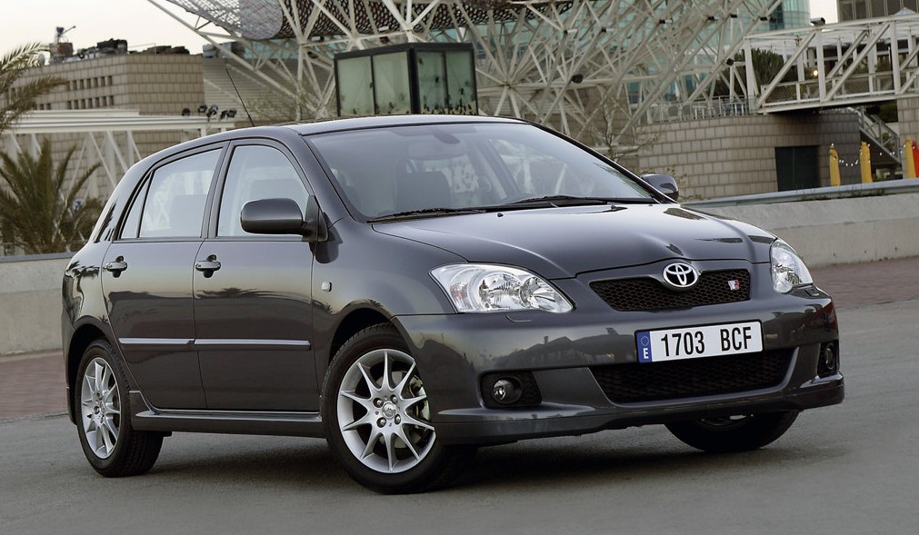 Toyota Corolla’da Oluşan Sürtme Sesinin Nedeni Nedir? Toyota Corolla görünüm