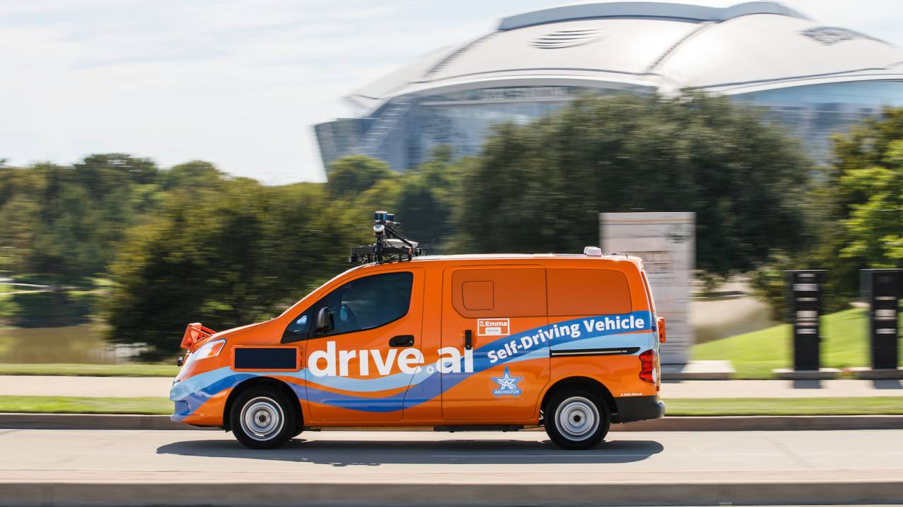 Apple sürücüsüz otomobil girişimi Drive.ai’yi bünyesine katabilir