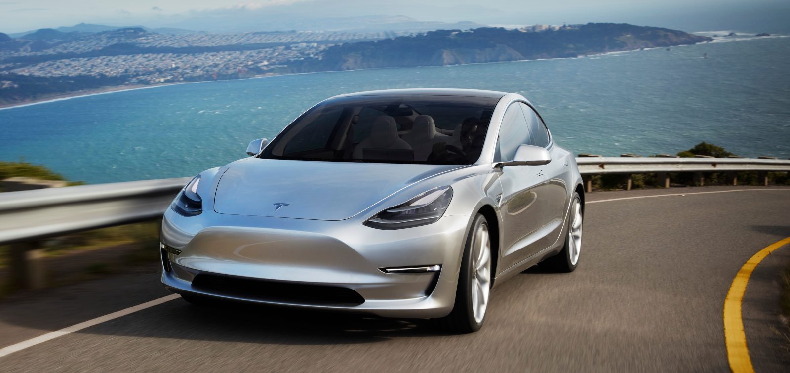 Tesla internetten ikinci el Model 3 satışına başladı