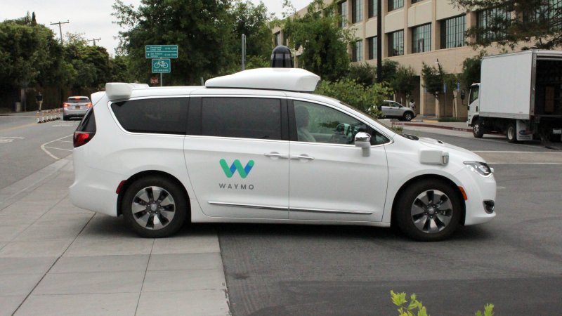 Waymo sürücüsüz araçlarını Kaliforniya’da test edecek