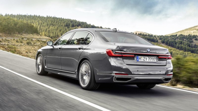 BMW AR&GE müdürü: Benzinli motorların 30 yılı daha var
