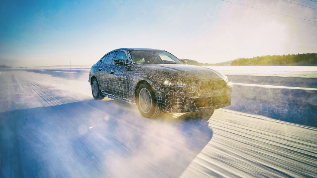 Elektrikli BMW i4 Cenevre yolunda!