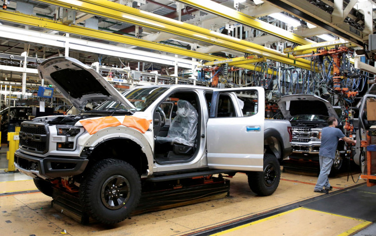 Ford bazı fabrikalarında üretime kaldığı yerden devam edecek