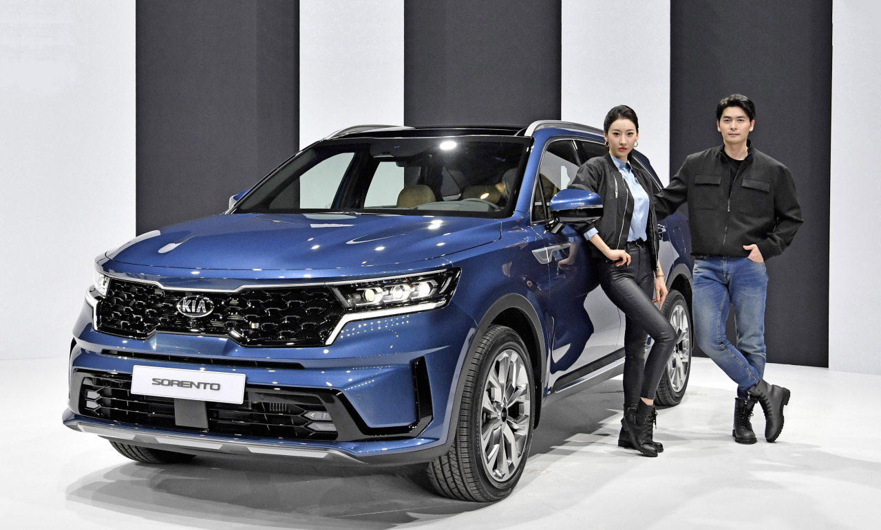 Salgına karşı önlem alan Kia, yeni Sorento’yu internetten tanıttı
