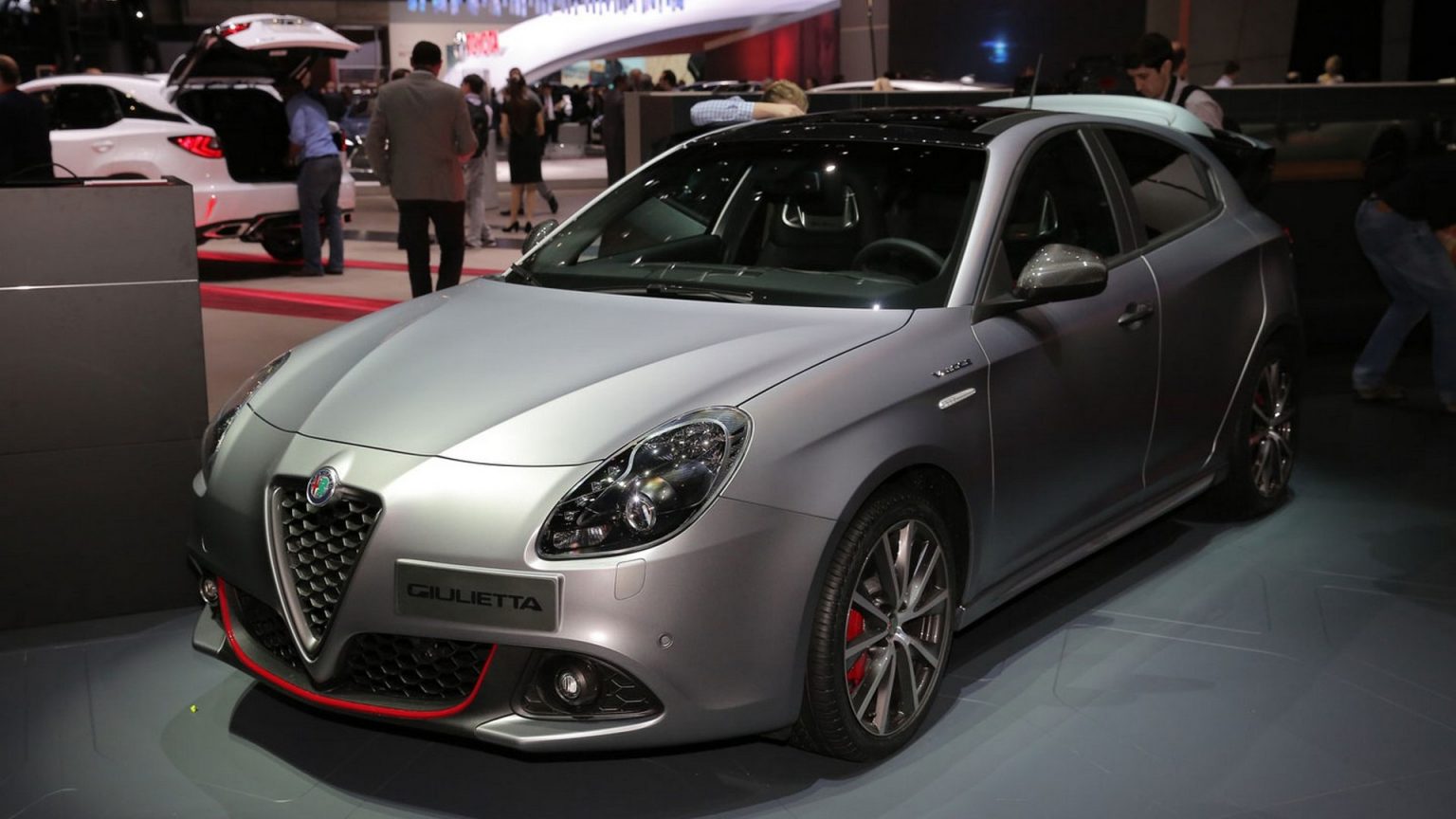 Alfa Romeo, Giulietta sevenlere kötü haberi verdi