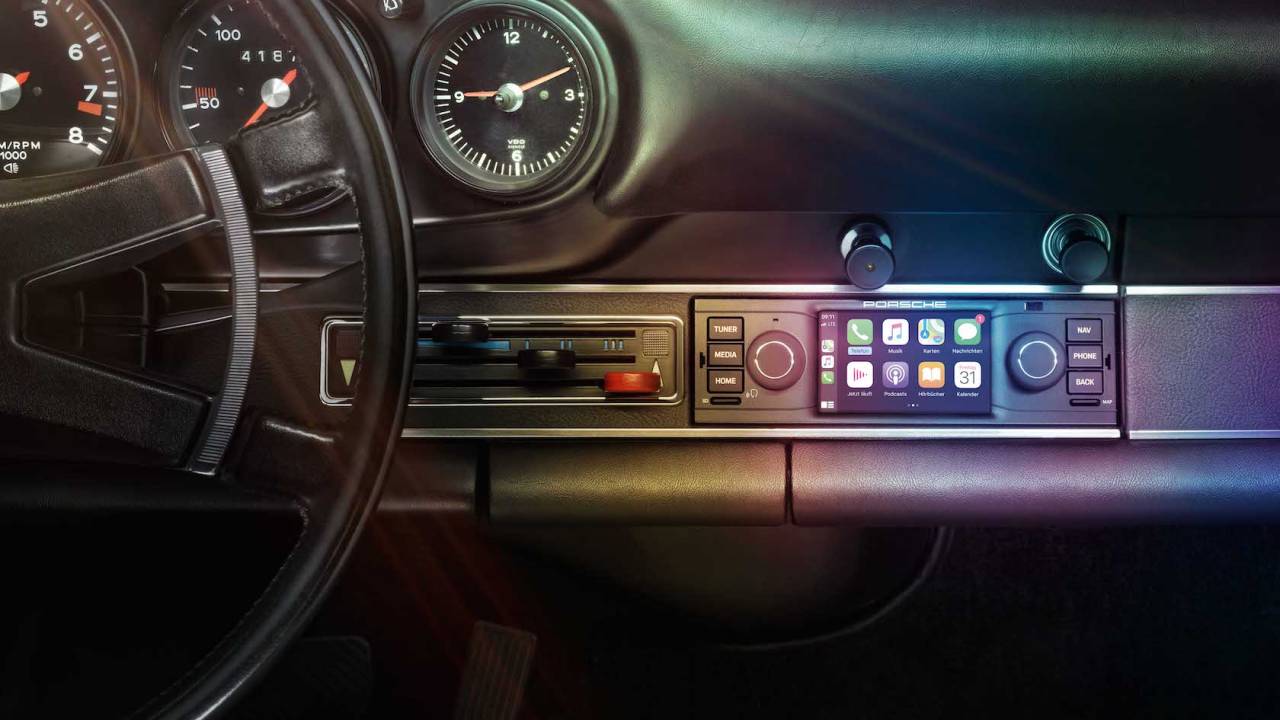 Klasik Porsche modellerine CarPlay desteği geldi!