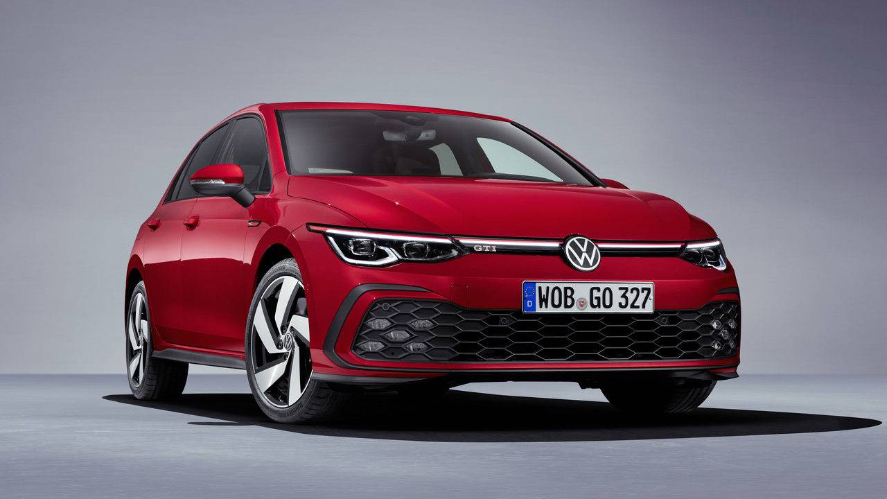 2021 VW Golf GTI ve GTE modellerinden haber var!