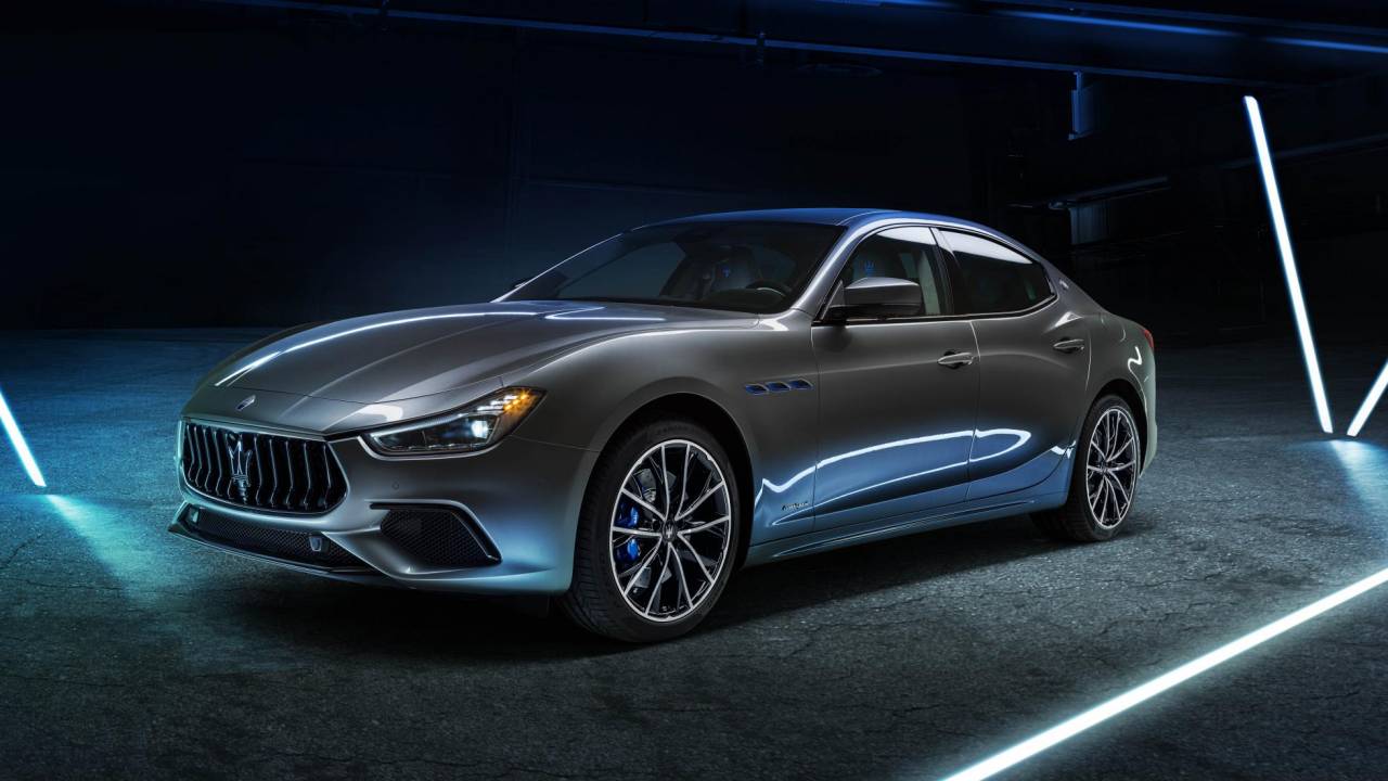 Alfa Romeo motorlu Maserati Ghibli Hybrid görücüye çıktı