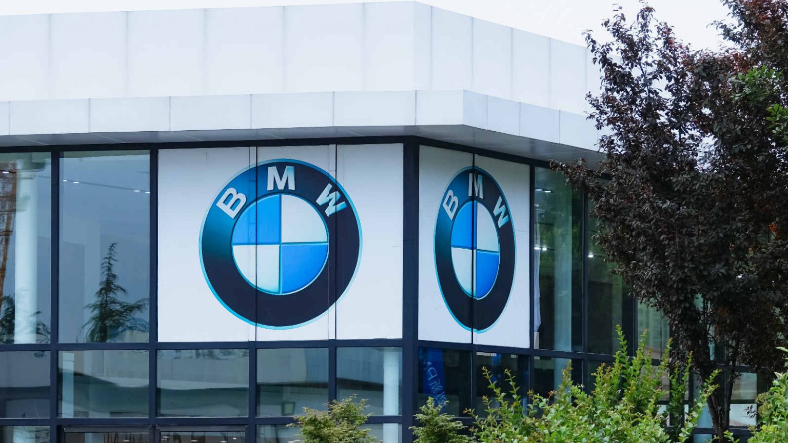 BMW’nin global satış rakamları yılın ilk yarısında yüzde 23 azaldı