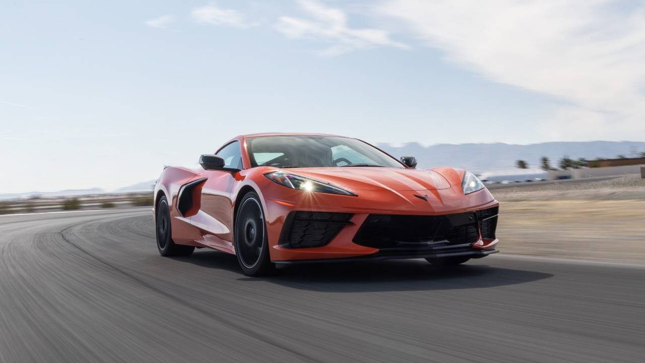 Corvette 2022 model Z06’da V8 motor kullanabilir