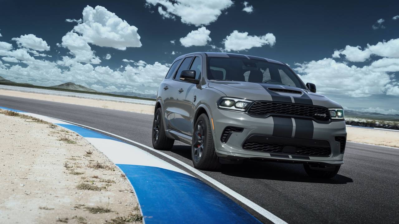 Dodge 710 beygirlik SUV modelinin fiyatını açıkladı
