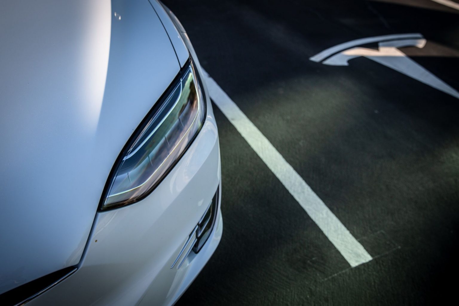 25 bin dolarlık ucuz Tesla modeli geliyor!