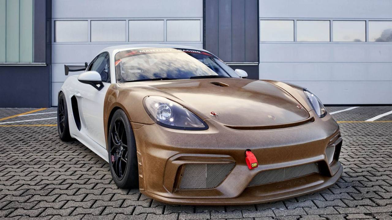 Porsche yenilenebilir malzemelerden body kit üretti