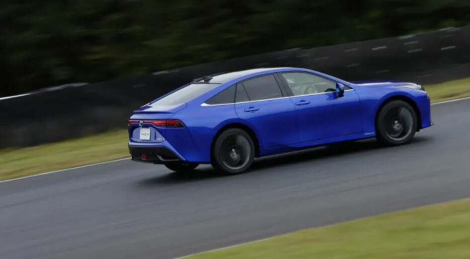 Yeni Toyota Mirai