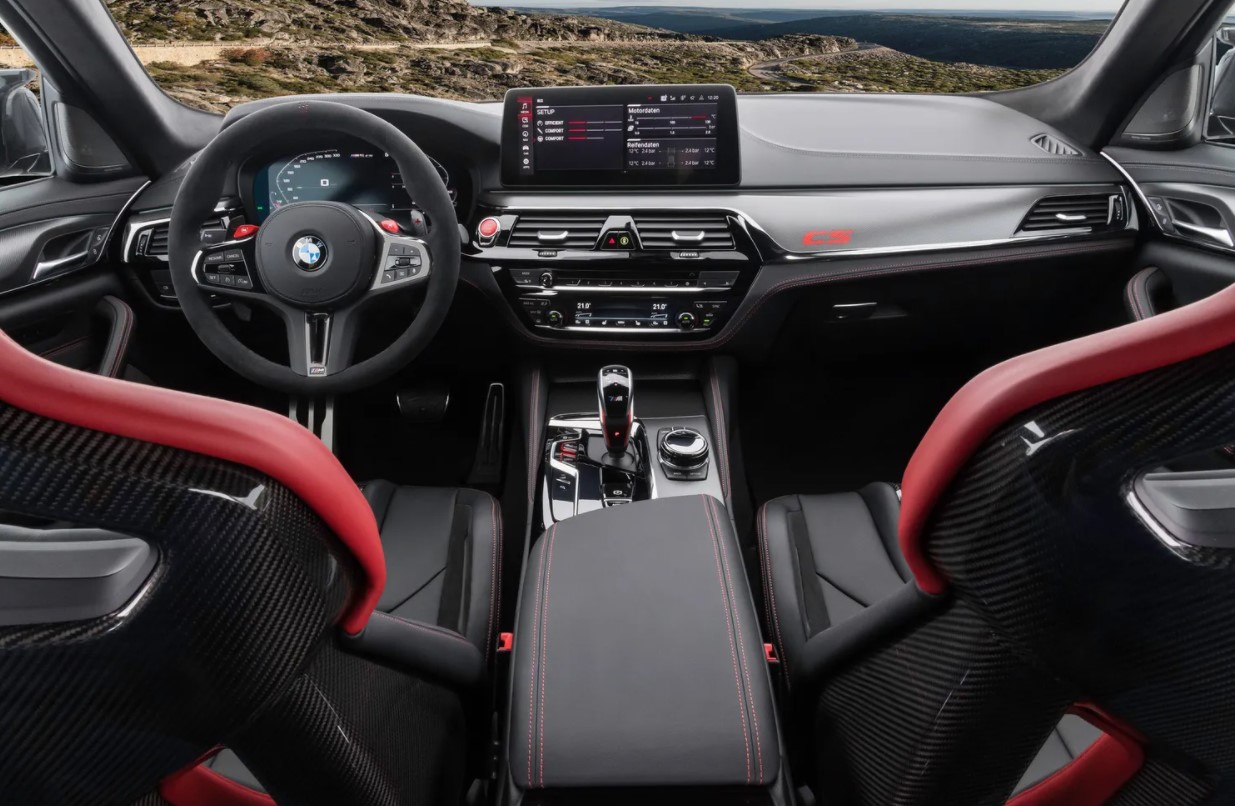 2021 BMW M5 CS