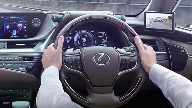 Lexus ES