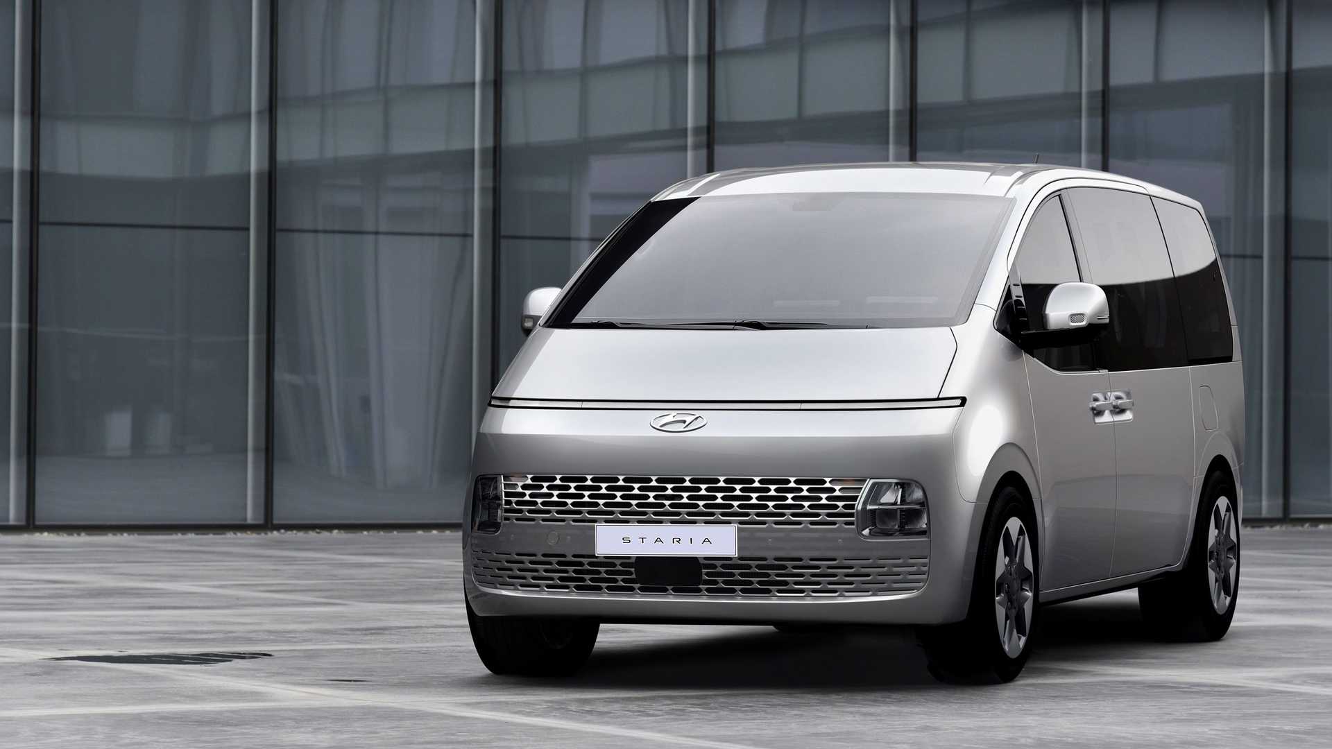 2021 Hyundai Staria Gerçek Görüntülerle Gözüktü (Video) 2021 Hyundai Staria