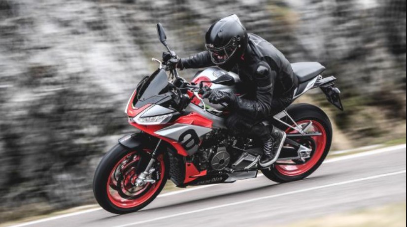Aprilia Tuono 660