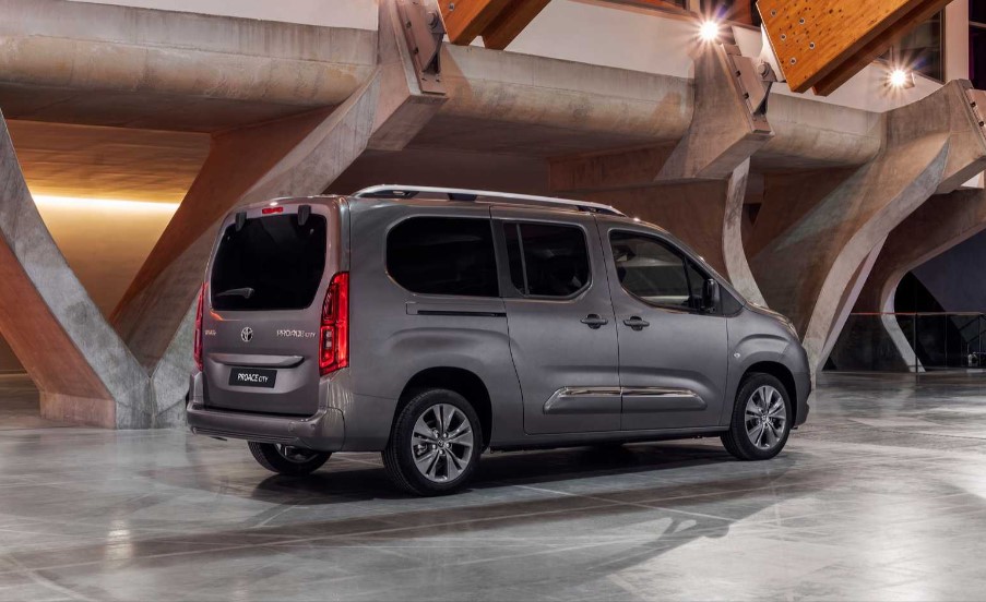 yeni Toyota Proace City
