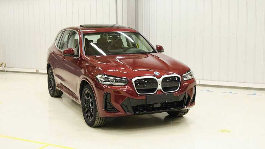 2022 BMW X3 ve iX3 Modeli Sızdırıldı 2022 BMW X3