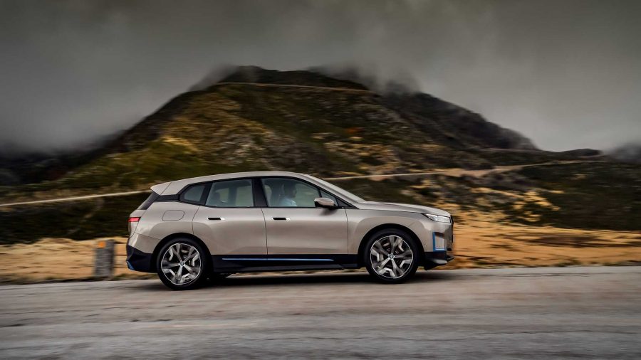 BMW iX 