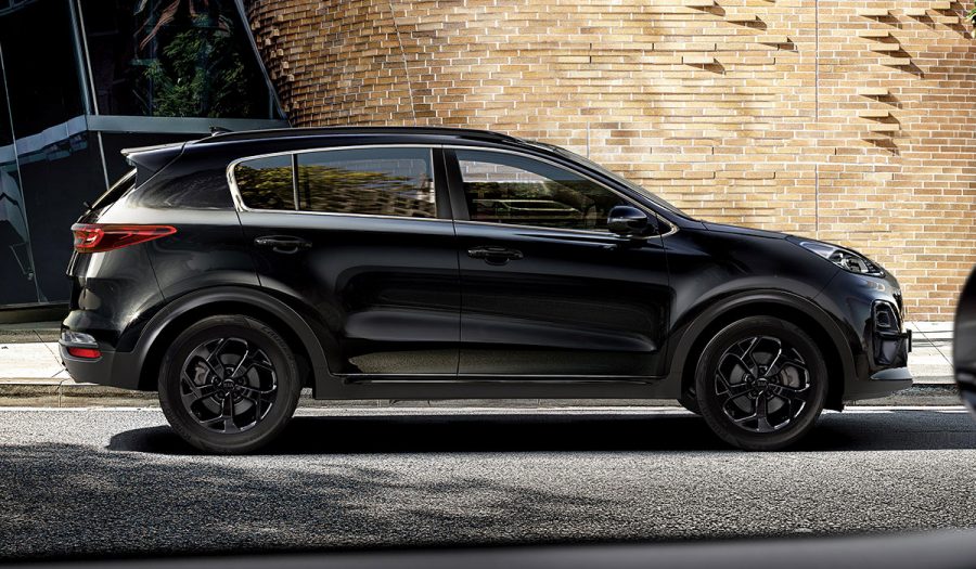 2021 kia sportage black edition 3