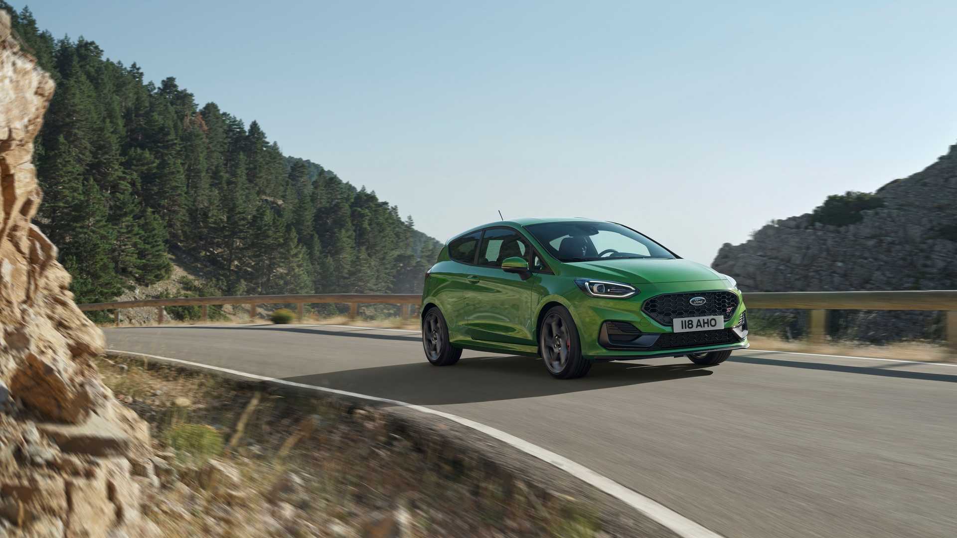 2022 ford fiesta st 5