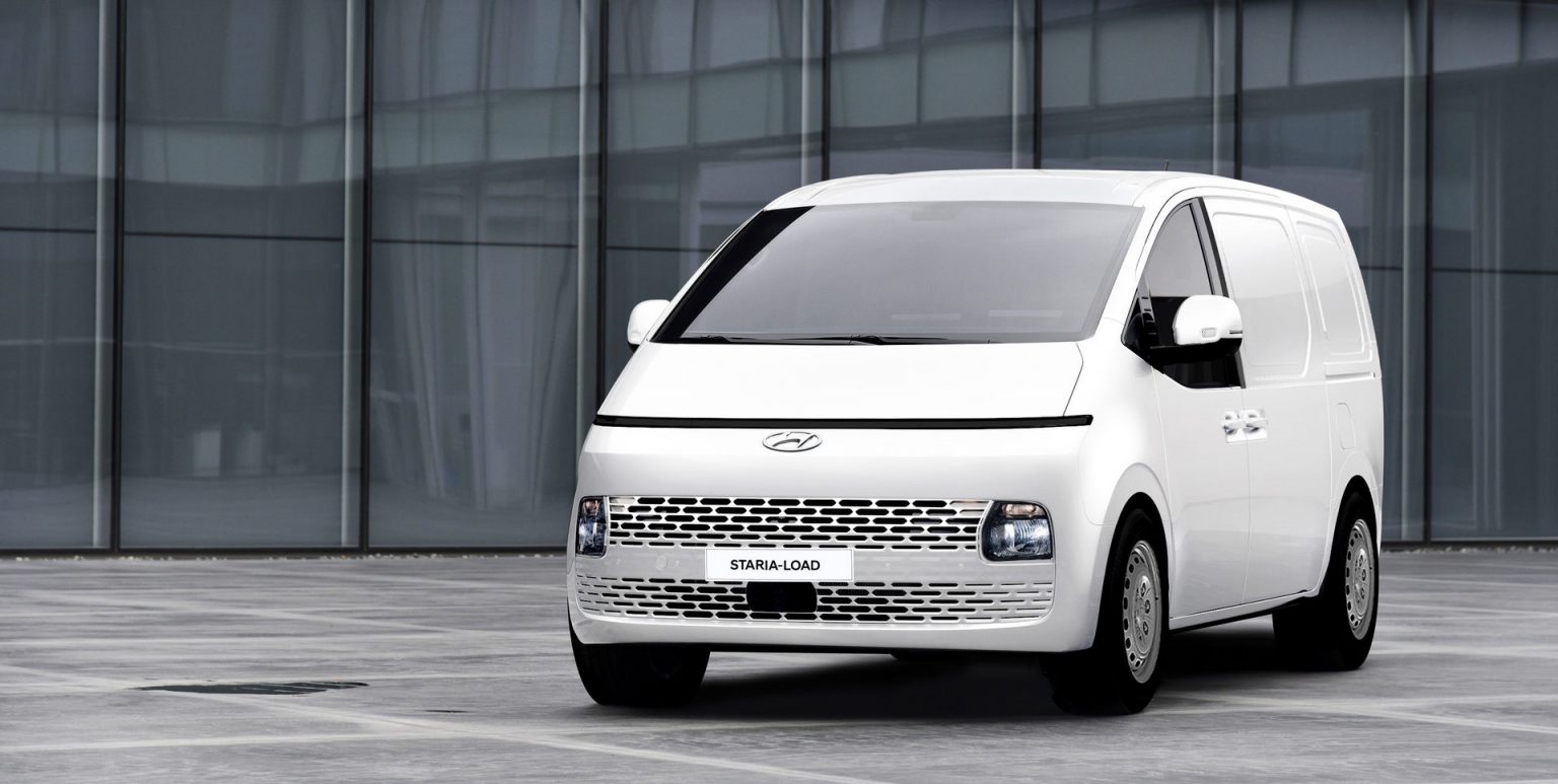 2022 hyundai staria load 5