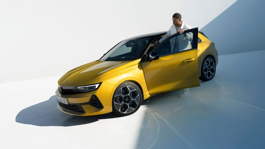 2022 opel astra 3