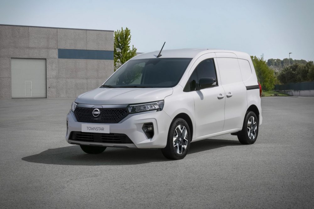 nissan townstar