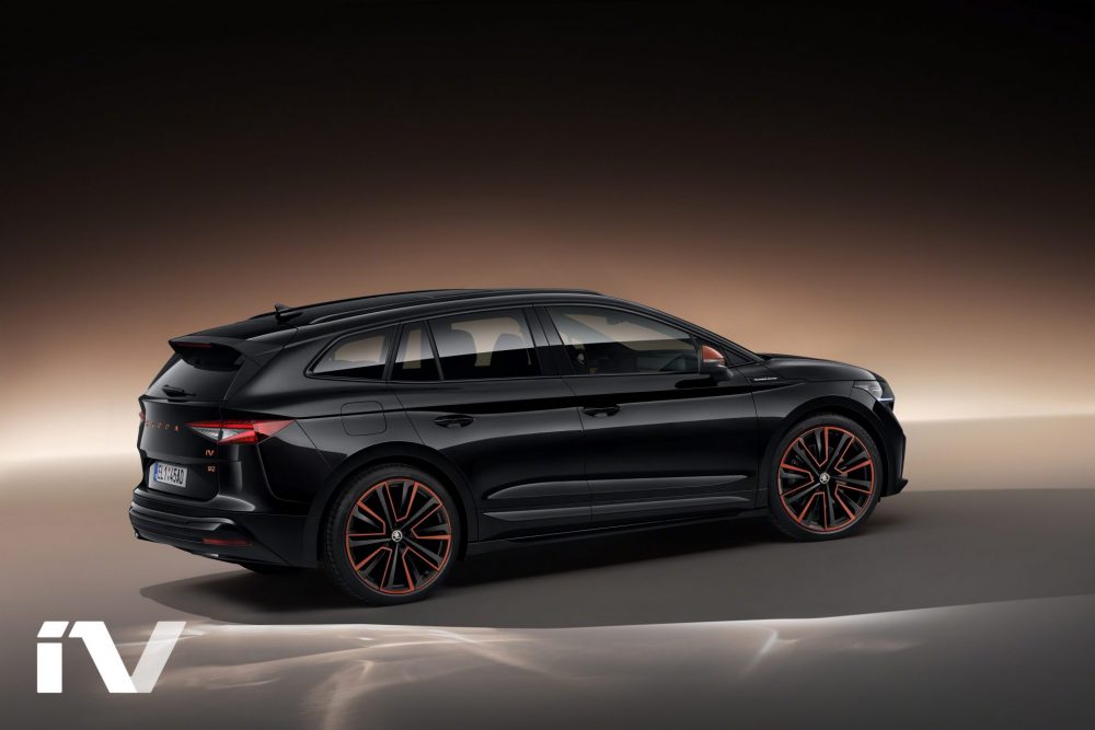 skoda enyaq iv founders edition 8