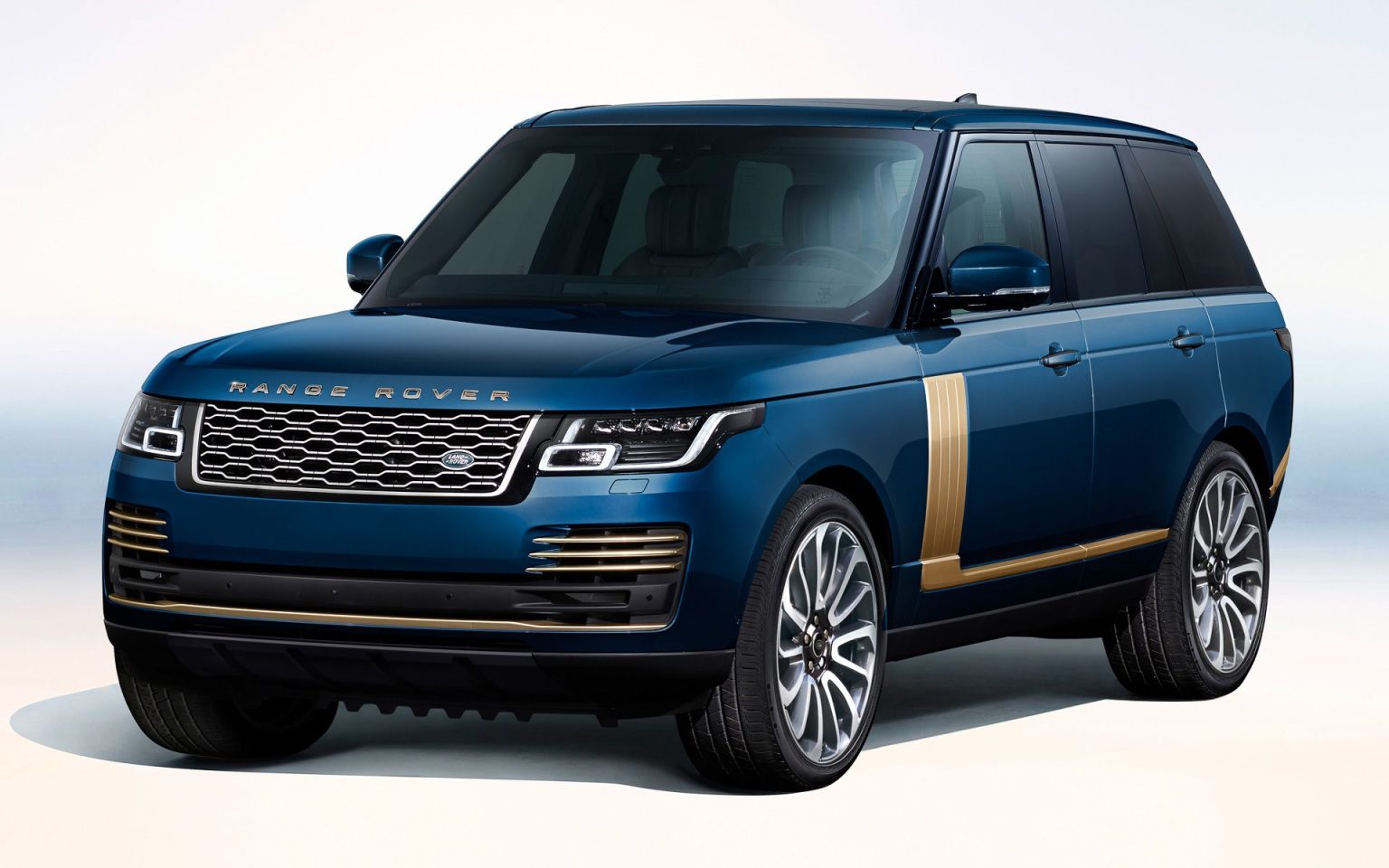 Özel Üretim Range Rover SV Golden Edition Tanıtıldı range rover sv golden edition