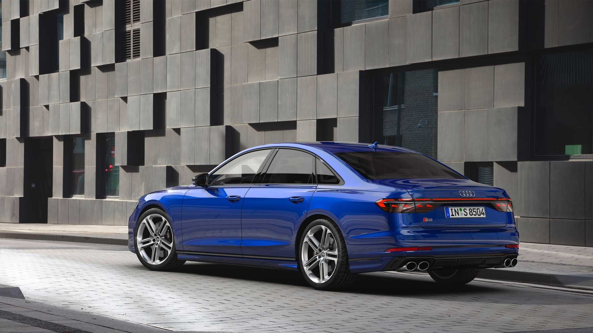 2021 audi s8 3