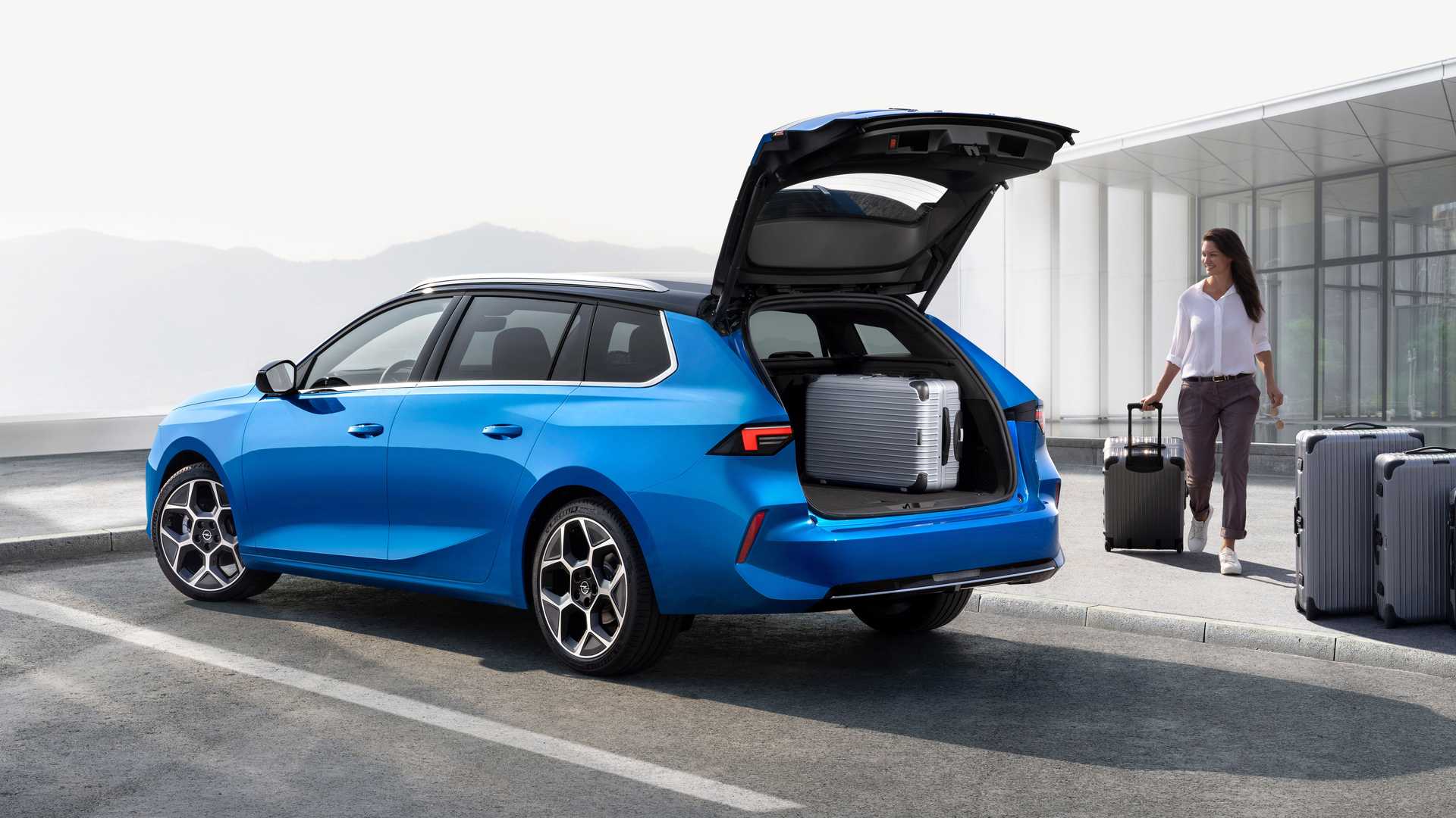 2021 opel astra sports tourer 4