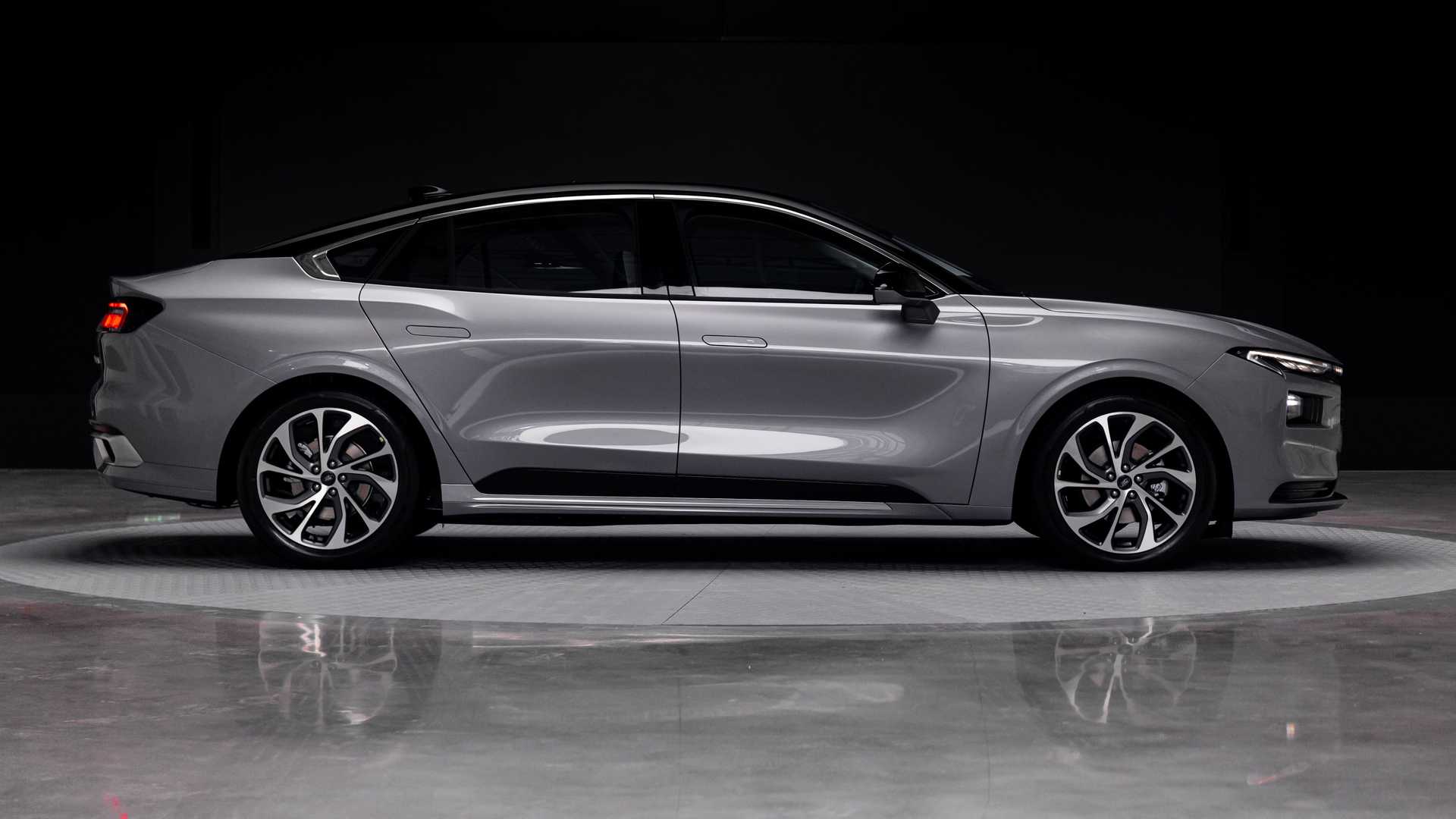 2022 ford mondeo 2