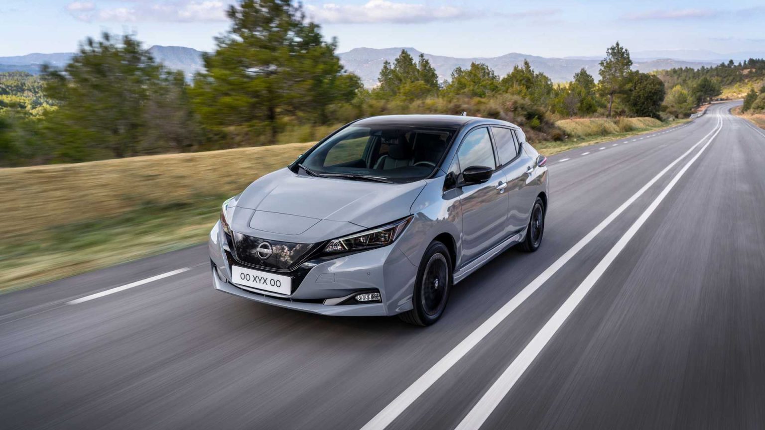 2022 nissan leaf 11