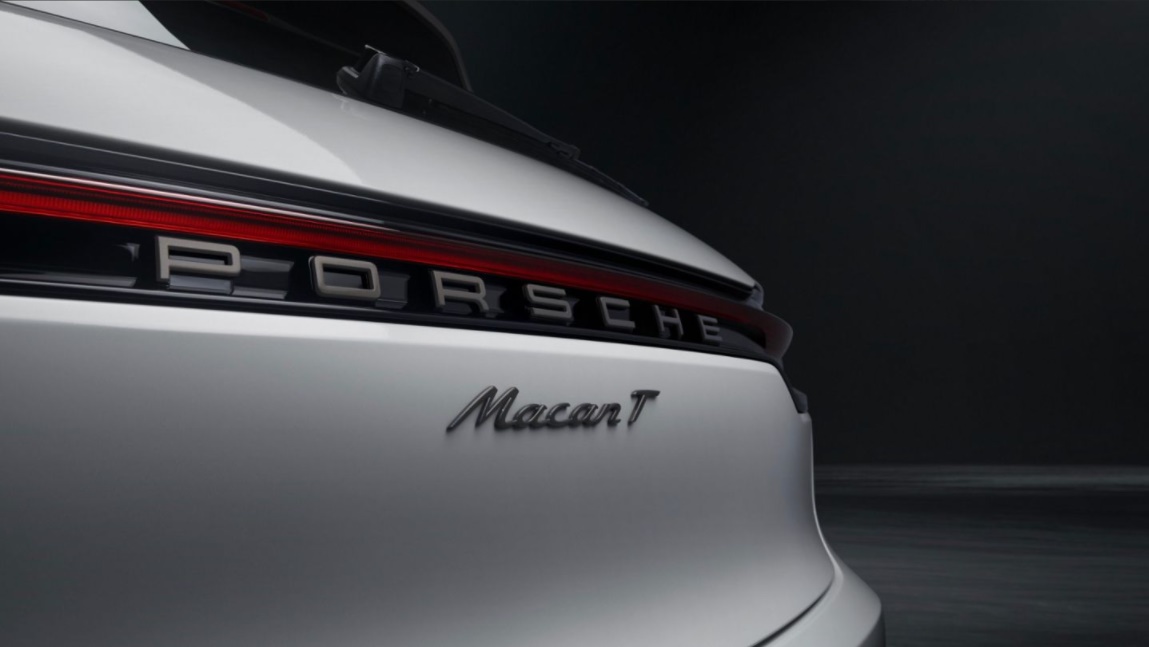 2022 porshe macan t 4