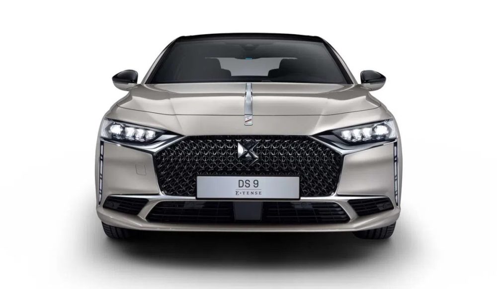 DS 9 motor seçenekleri