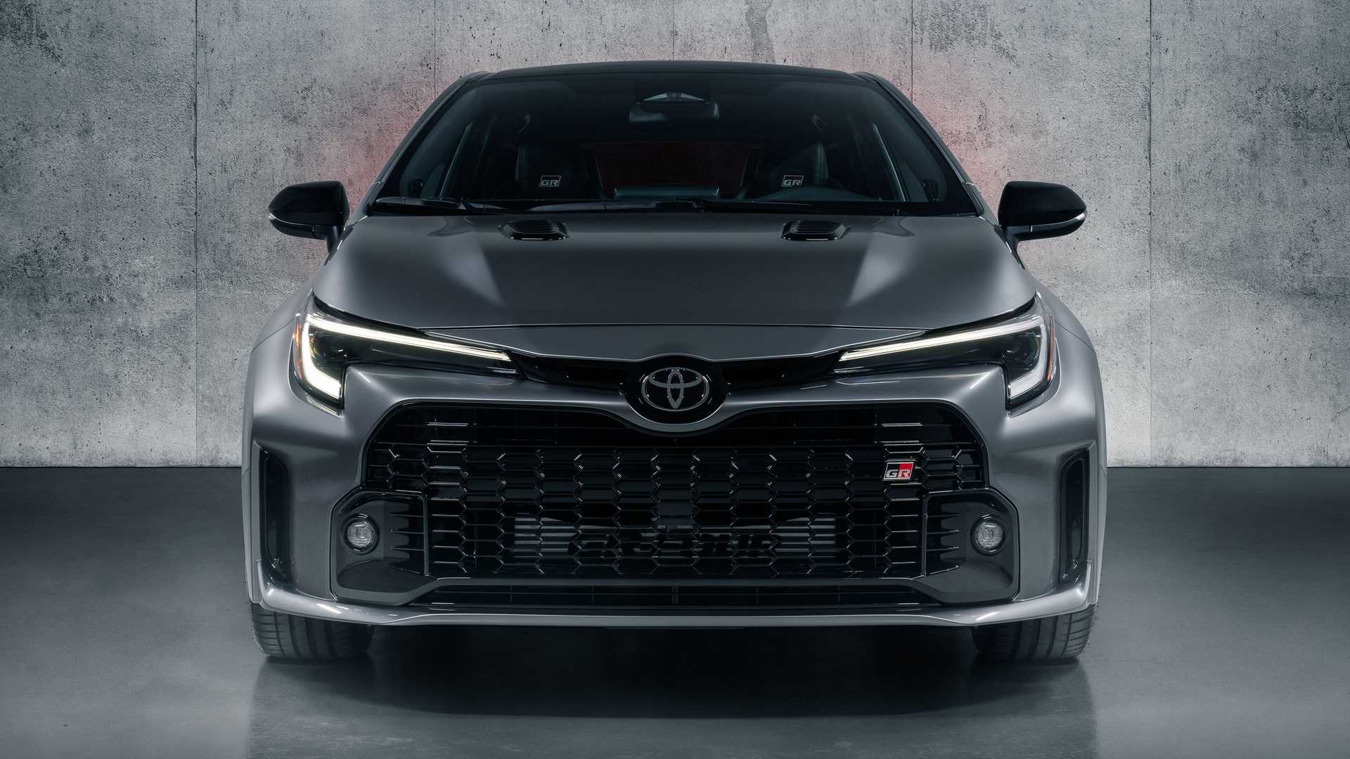 2022 toyota gr corolla 12