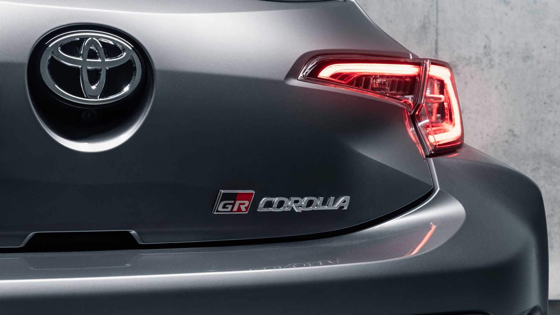 2022 toyota gr corolla 8