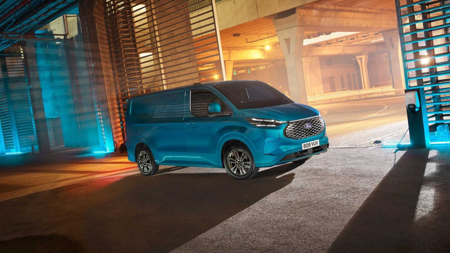 2023 ford e transit custom  5
