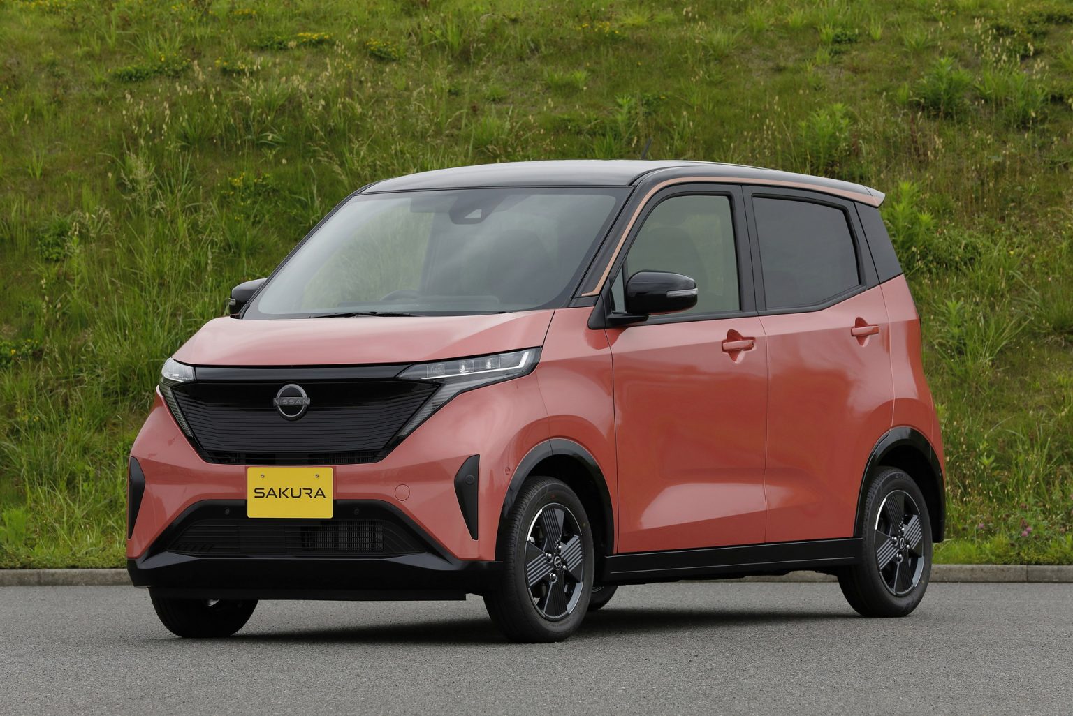 2023 nissan sakura 1