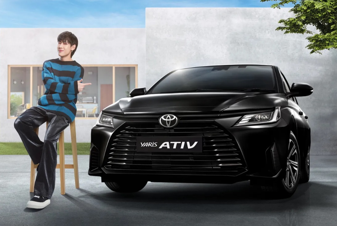 2022 toyota yaris ativ
