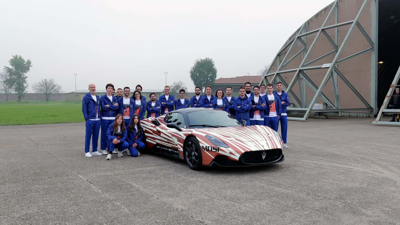 Maserati MC20: Otonom Sürüş Teknolojisinde 285 km/s Hız Rekoru! maserati mc20 otonom surus teknolojisinde 285 kms hiz rekoru pjxginzu.jpg